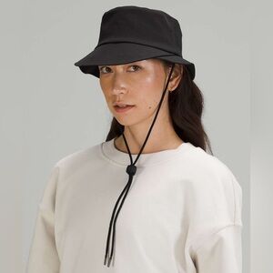Lululemon Wide Brim Bucket Hat with Strap size XS/S Black BLK